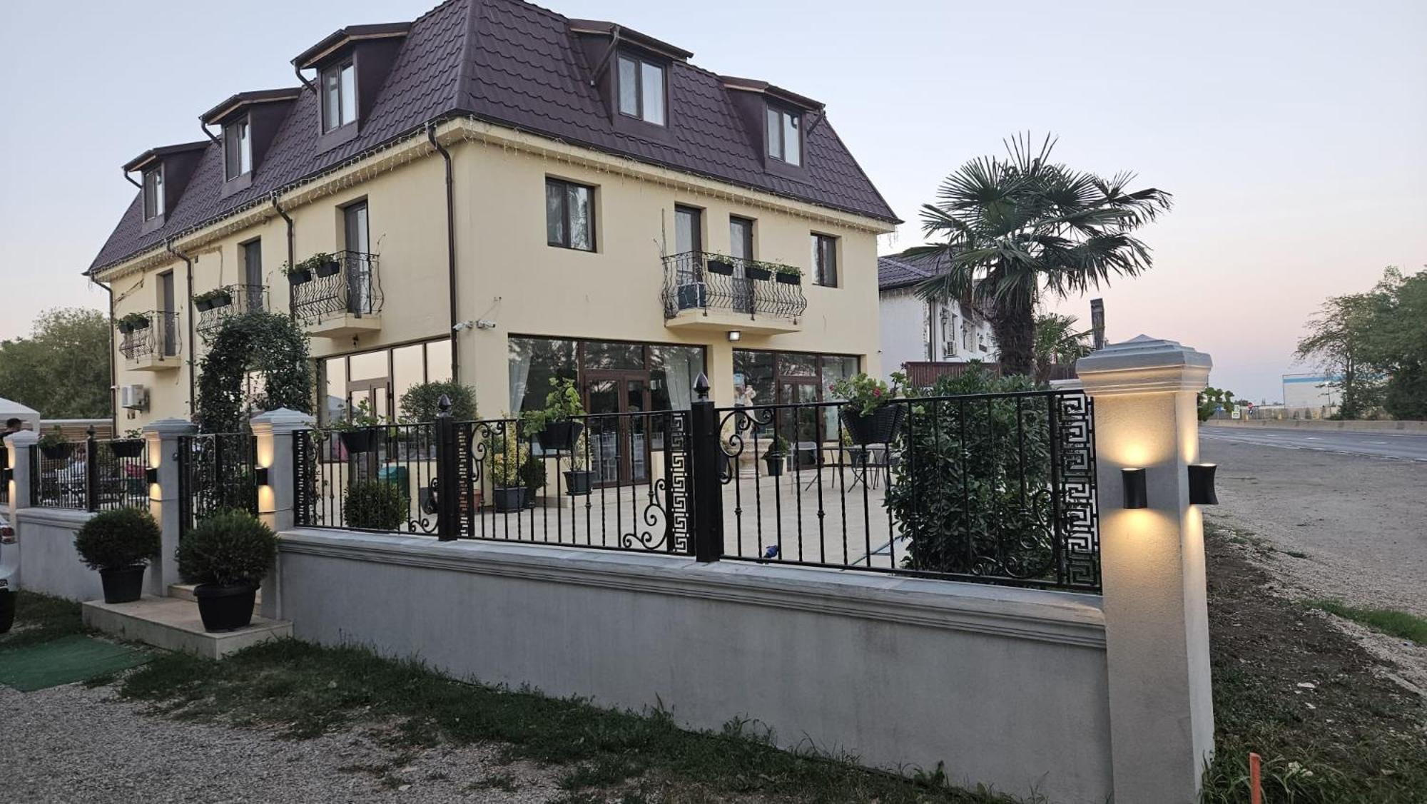 Mihai Palace Buftea Exterior foto
